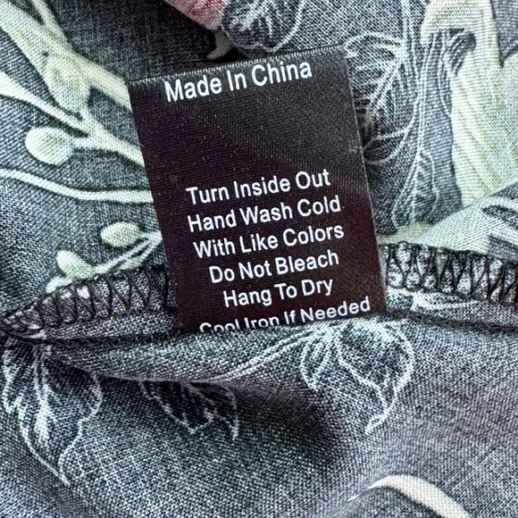 NWT Blu Pepper Black Floral Boho Peasant Blouse Women’s Size S - Picture 8 of 13